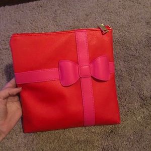 Studio DIY Red Clutch with Bow